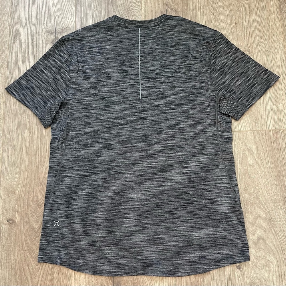 Lululemon Heathered Black Somatic Aero Short Sleeve Shirt Size Large - Picture 4 of 5